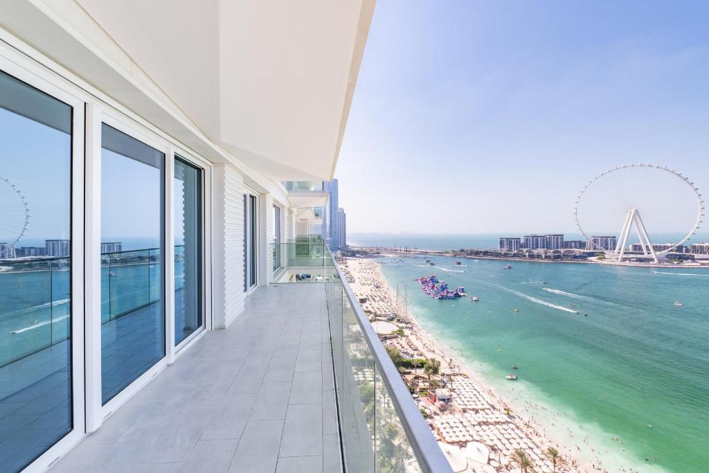 La Vie at JBR 3BR Apartments